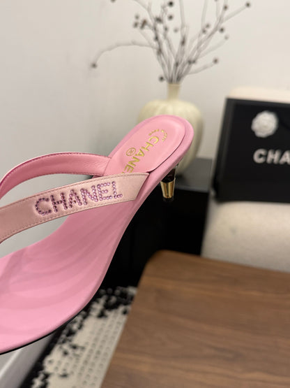 Chanel Satin Heeled Thong Sandals – 2026SS