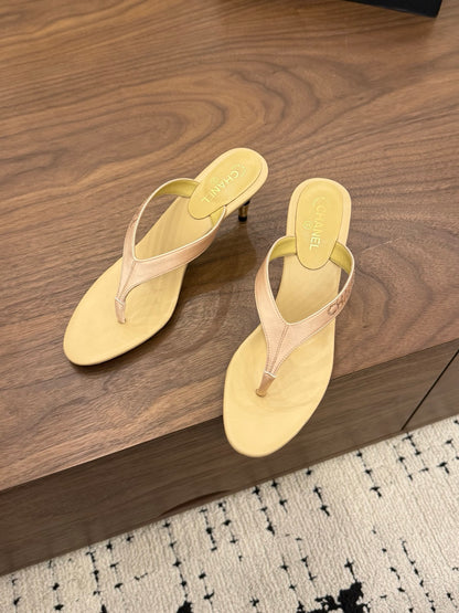 Chanel Satin Heeled Thong Sandals – 2026SS