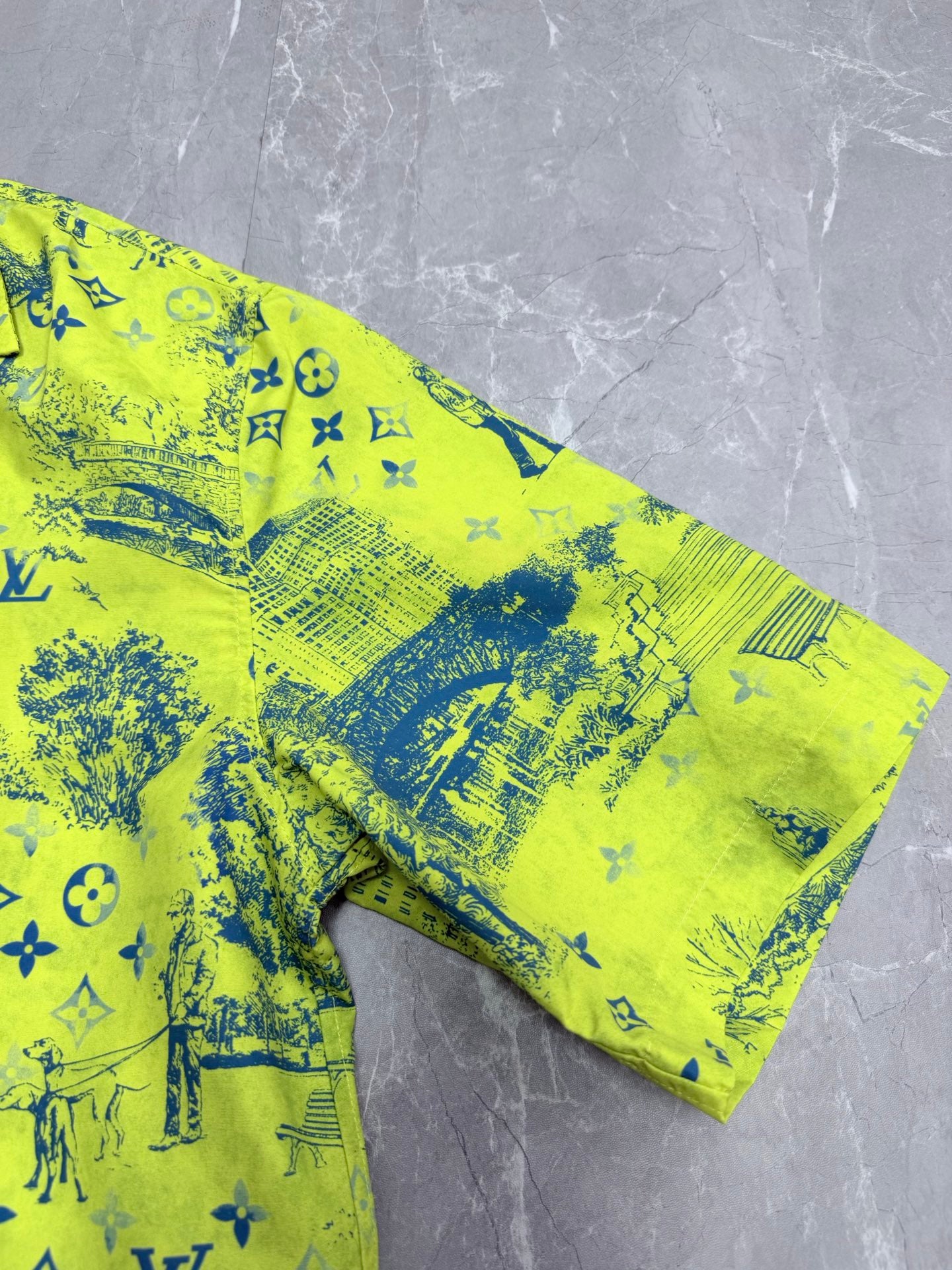 Louis Vuitton Monogram City Walk Beach Shirt – Spring/Summer Collection – 2026