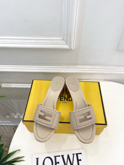 Fendi Cut-Out Chunky Heel Sandals – Spring/Summer Collection – 2026SS