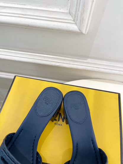 Fendi Cut-Out Chunky Heel Sandals – Spring/Summer Collection – 2026SS
