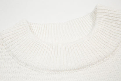 Ami Paris Classic Heart Embroidered Crewneck Sweater