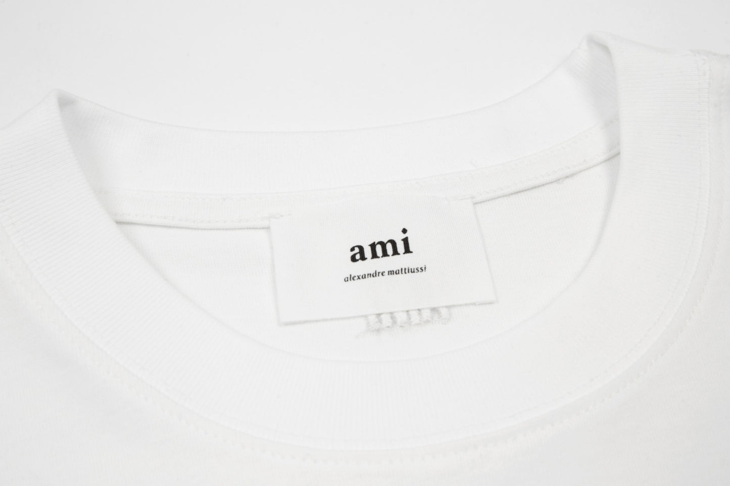 Ami Paris Classic Heart Embroidered Crewneck T-Shirt