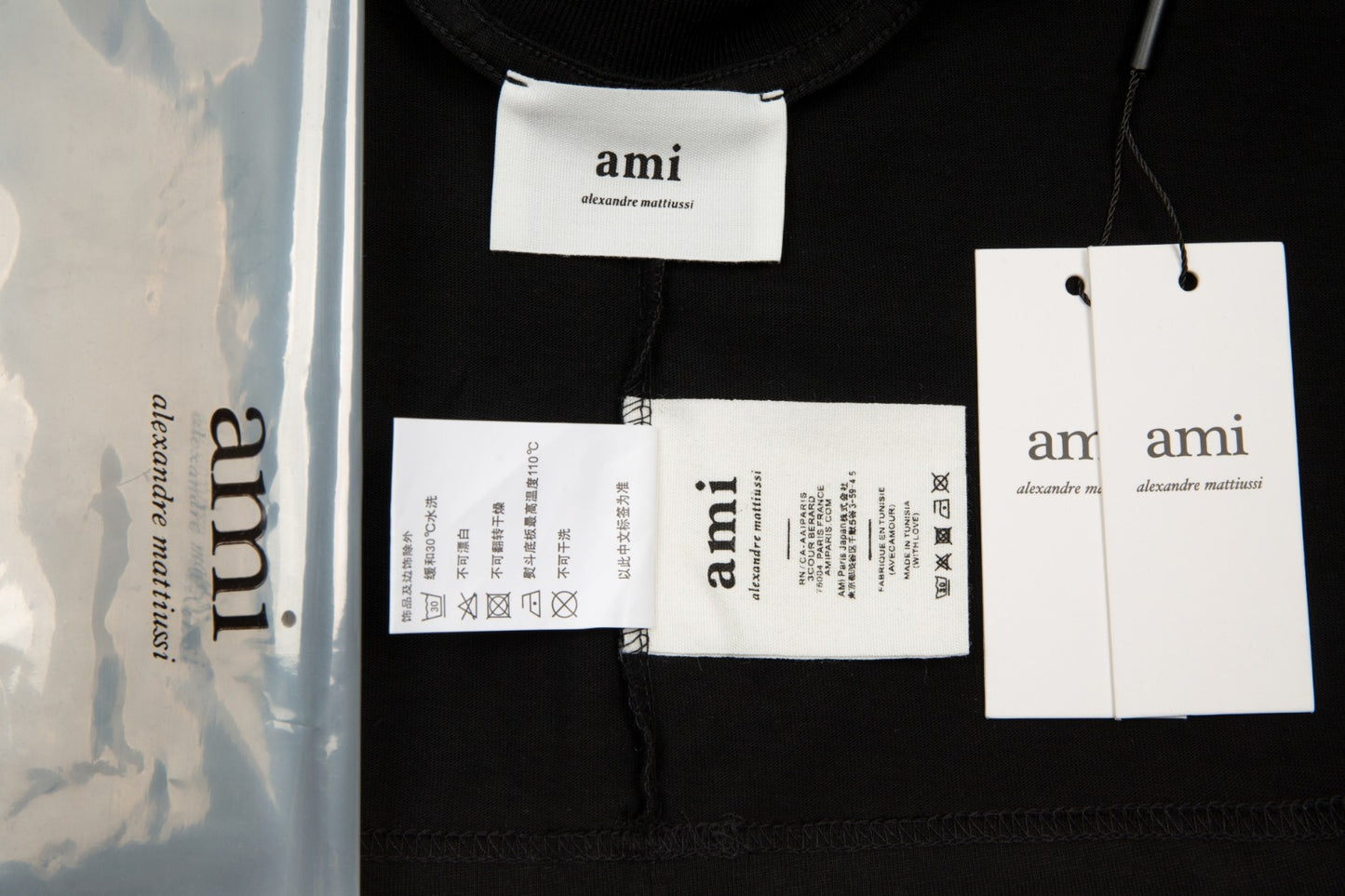 Ami Paris Classic Heart Embroidered Crewneck T-Shirt