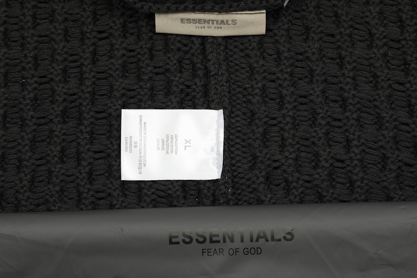 Fear of God ESSENTIALS Cable Knit Crewneck Sweater