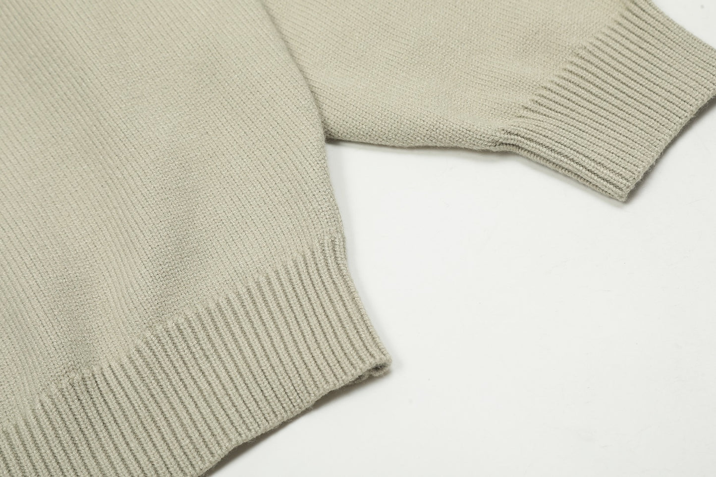 Fear of God Essentials Classic Polo Collar Sweater – 2024 Autumn Collection