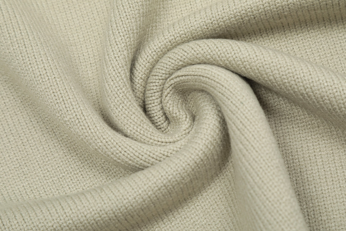 Fear of God Essentials Classic Polo Collar Sweater – 2024 Autumn Collection