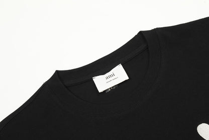 AMI Paris Classic Large Logo Embroidered Heart T-Shirt – 2025SS