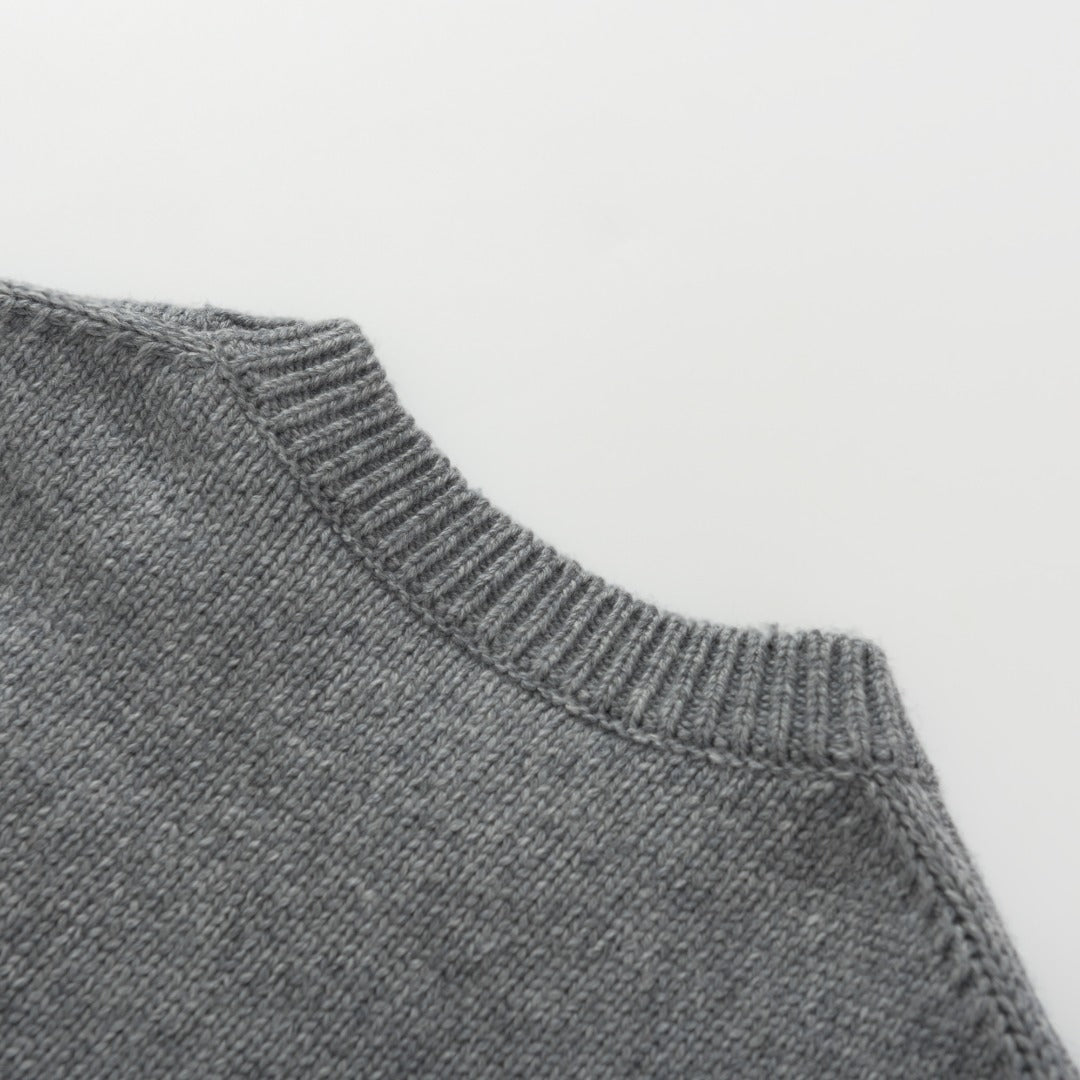Burberry Equestrian Knight Logo Cashmere Blend Knit Sweater – 25SS