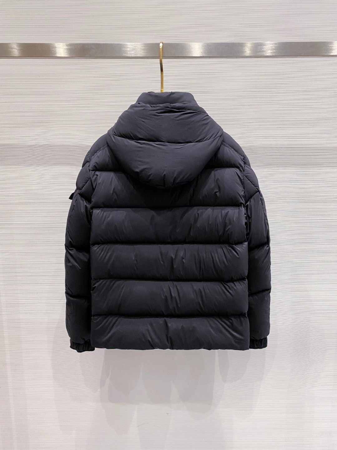 Moncler Maya 70 Matte Down Jacket – 2025