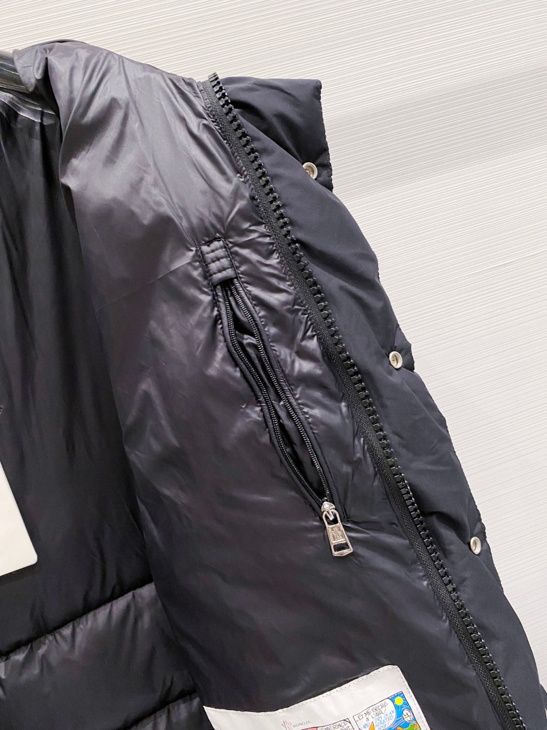 Moncler Maya 70 Matte Down Jacket – 2025