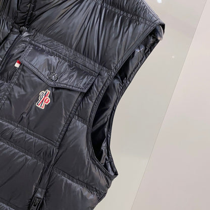 Moncler Goose Down Puffer Jacket – 2025FW